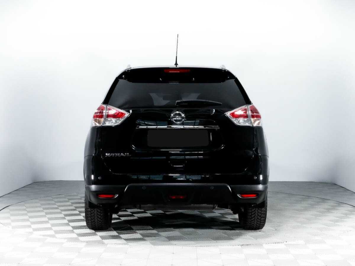 Nissan X-Trail с пробегом — 2015 год. Фото: #5