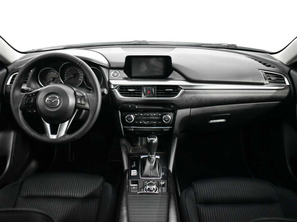Mazda 6 с пробегом — 2015 год. Фото: #11