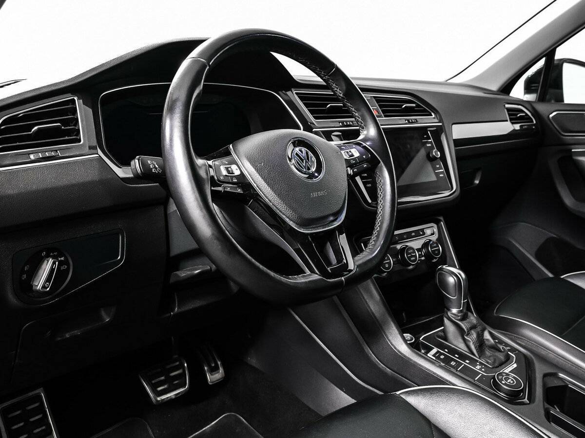 Volkswagen Tiguan с пробегом — 2018 год. Фото: #12