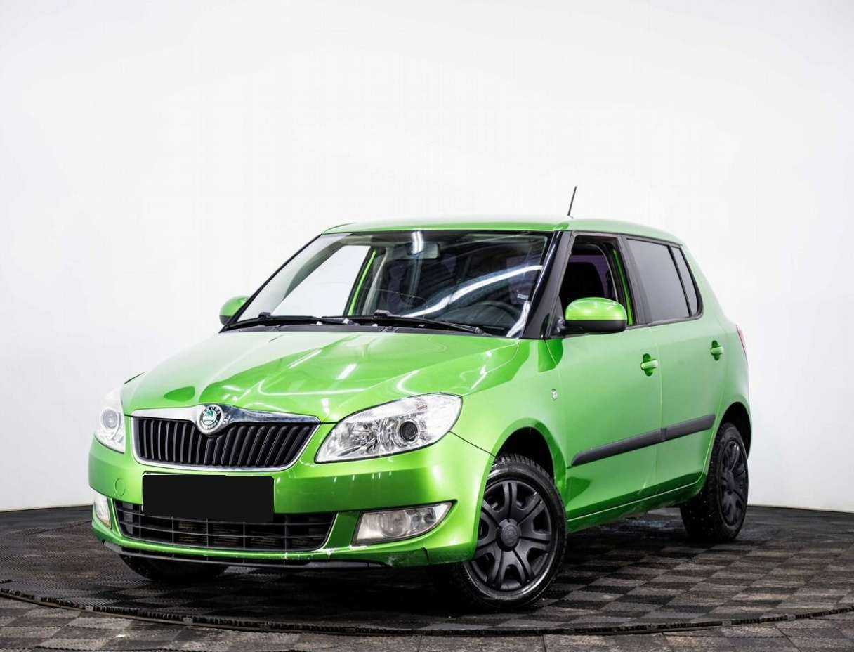 Skoda Fabia с пробегом — 2012 год. Посмотреть фото