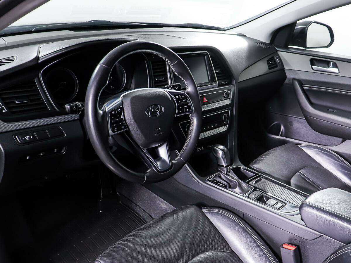 Hyundai Sonata с пробегом — 2017 год. Фото: #12