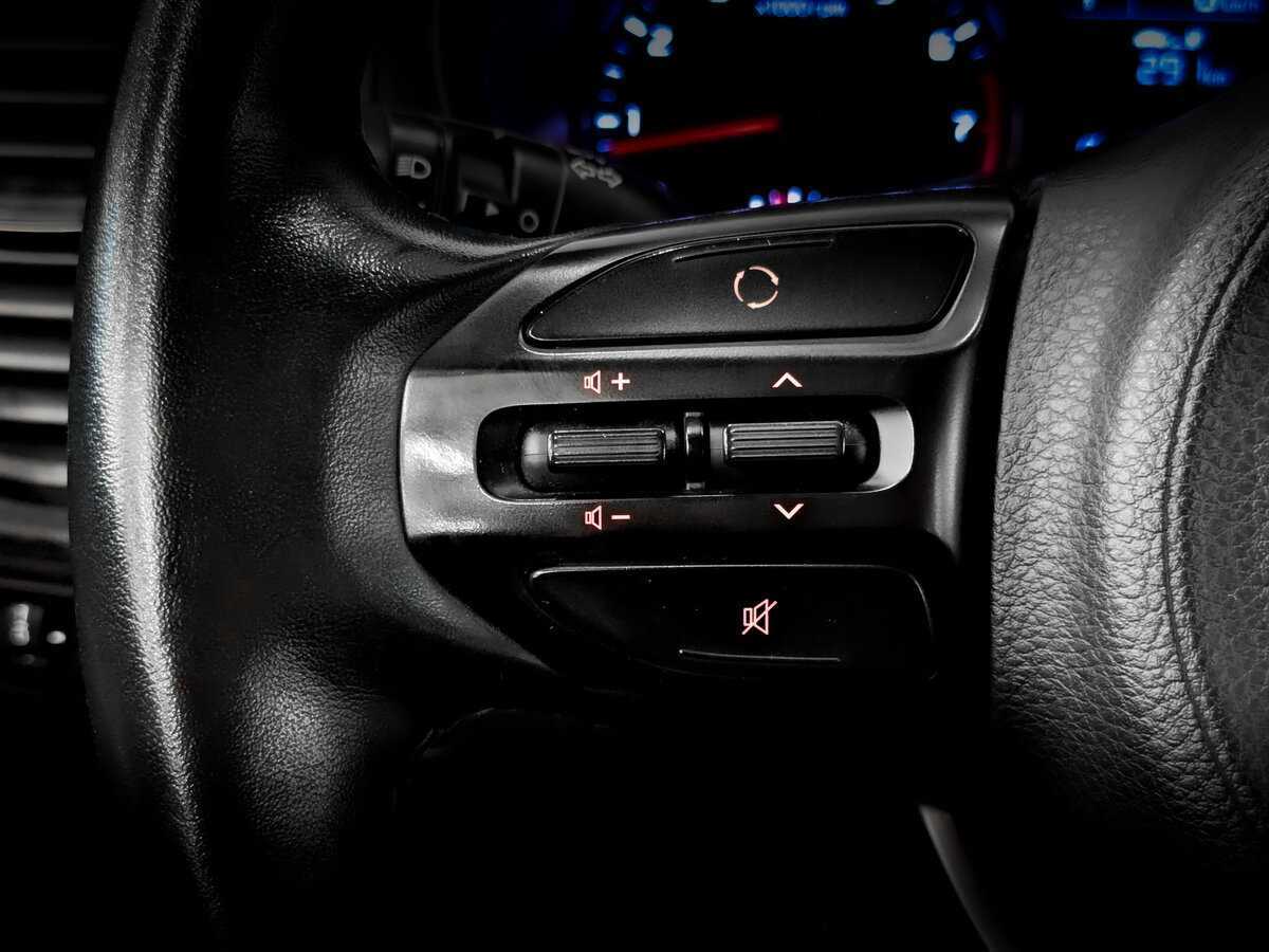 Kia Rio с пробегом — 2020 год. Фото: #24