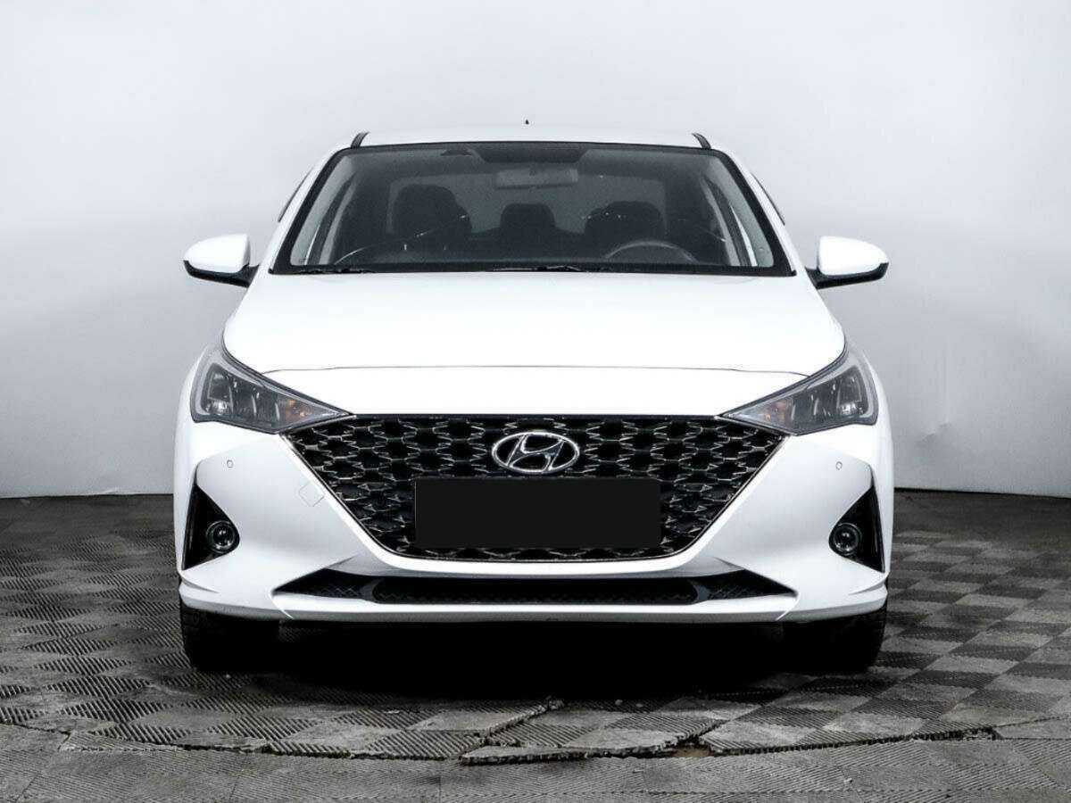 Hyundai Solaris с пробегом — 2021 год. Фото: #1