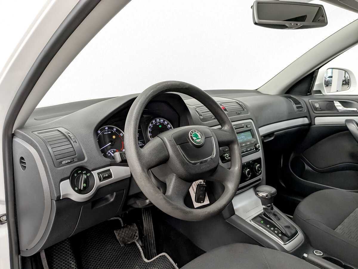 Skoda Octavia с пробегом — 2013 год. Фото: #15
