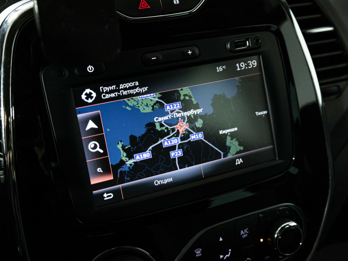 Renault Kaptur с пробегом — 2016 год. Фото: #13