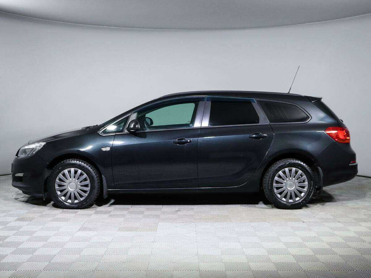 Opel Astra с пробегом — 2014 год. Фото: #7