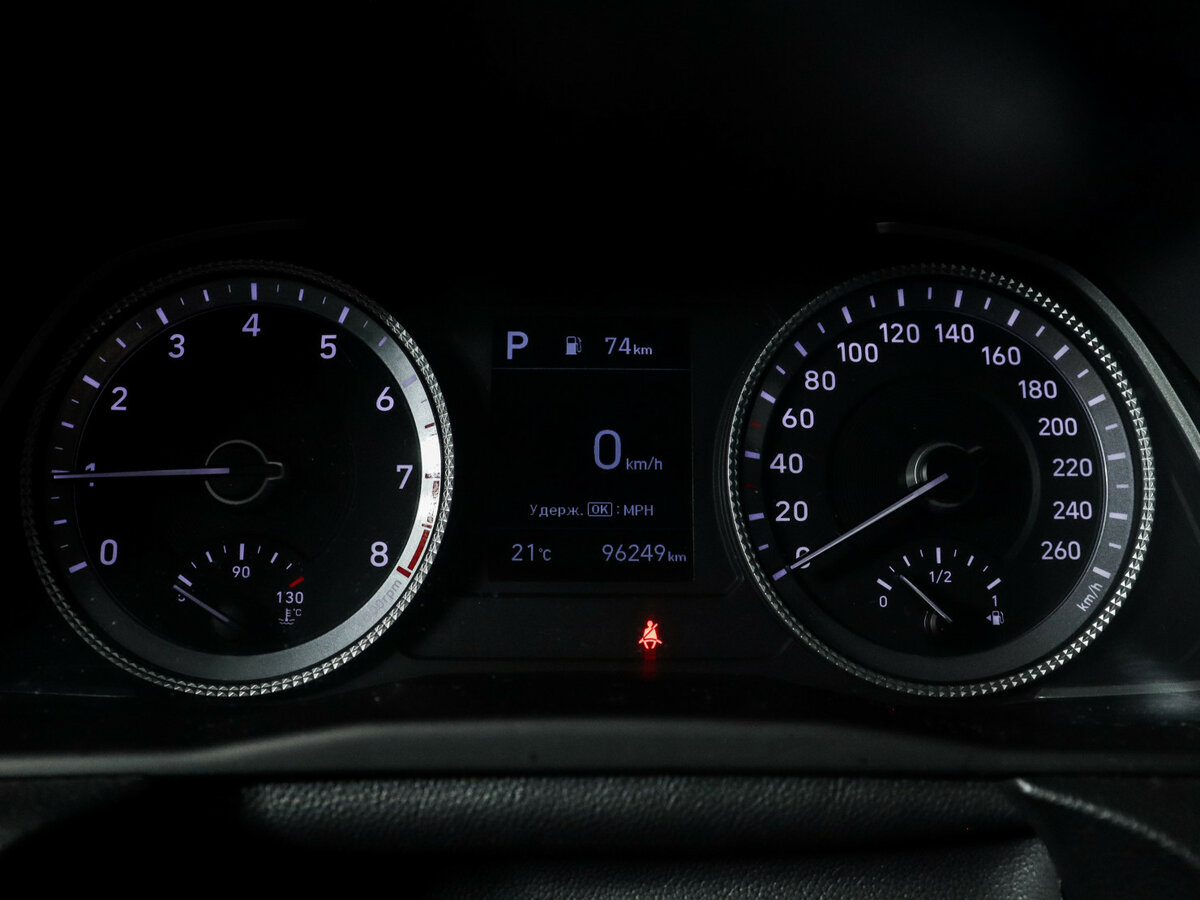 Hyundai Sonata с пробегом — 2020 год. Фото: #10