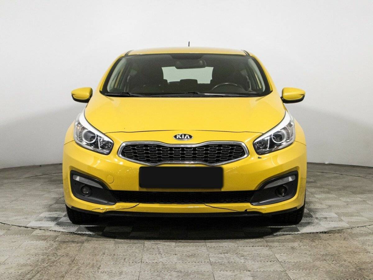 Kia Ceed с пробегом — 2016 год. Фото: #1