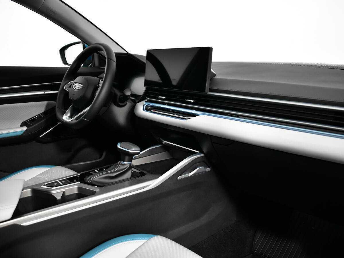 Geely Emgrand с пробегом — 2023 год. Фото: #8