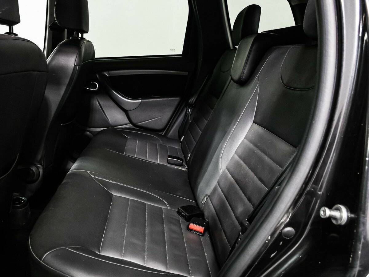 Renault Duster с пробегом — 2017 год. Фото: #11