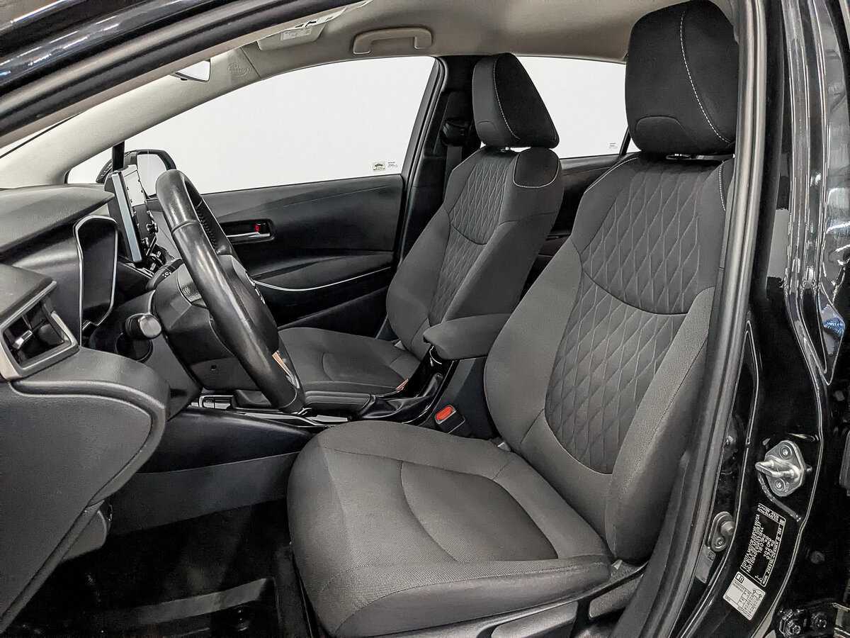 Toyota Corolla с пробегом — 2019 год. Фото: #18