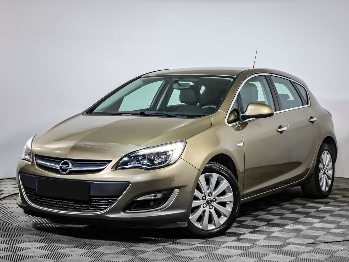 Opel Astra с пробегом — 2012 год. Посмотреть фото