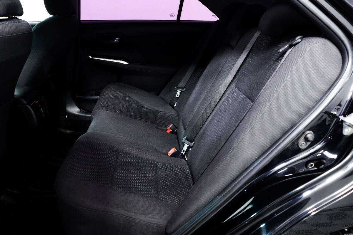 Toyota Camry с пробегом — 2012 год. Фото: #11