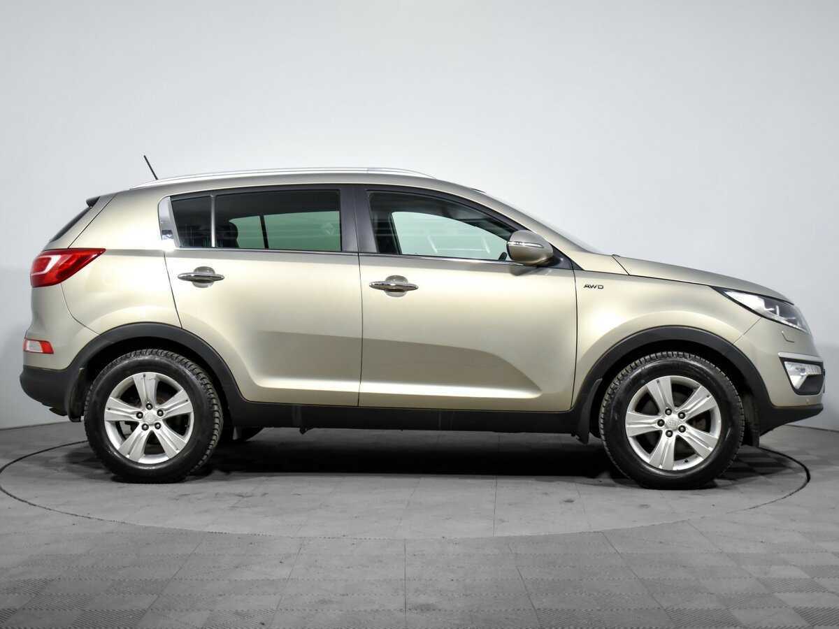 Kia Sportage с пробегом — 2012 год. Фото: #3