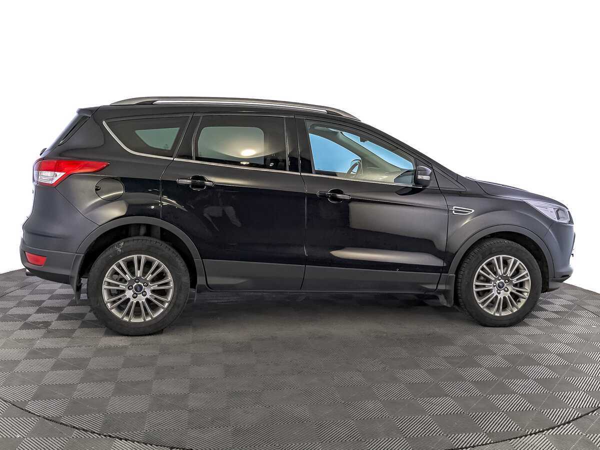 Ford Kuga с пробегом — 2014 год. Фото: #3