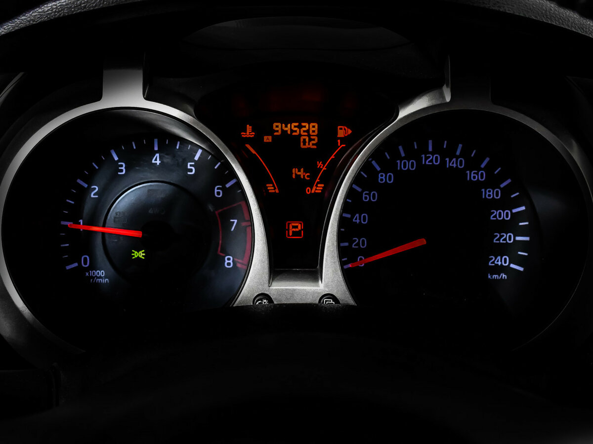 Nissan Juke с пробегом — 2012 год. Фото: #9