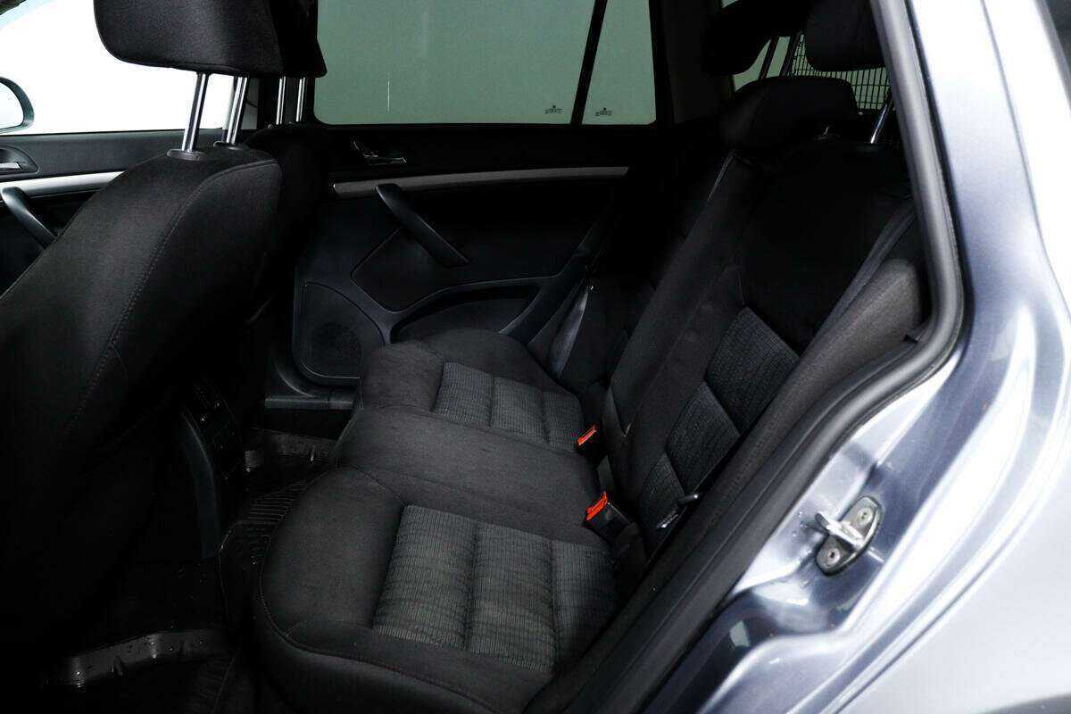 Skoda Octavia с пробегом — 2012 год. Фото: #11