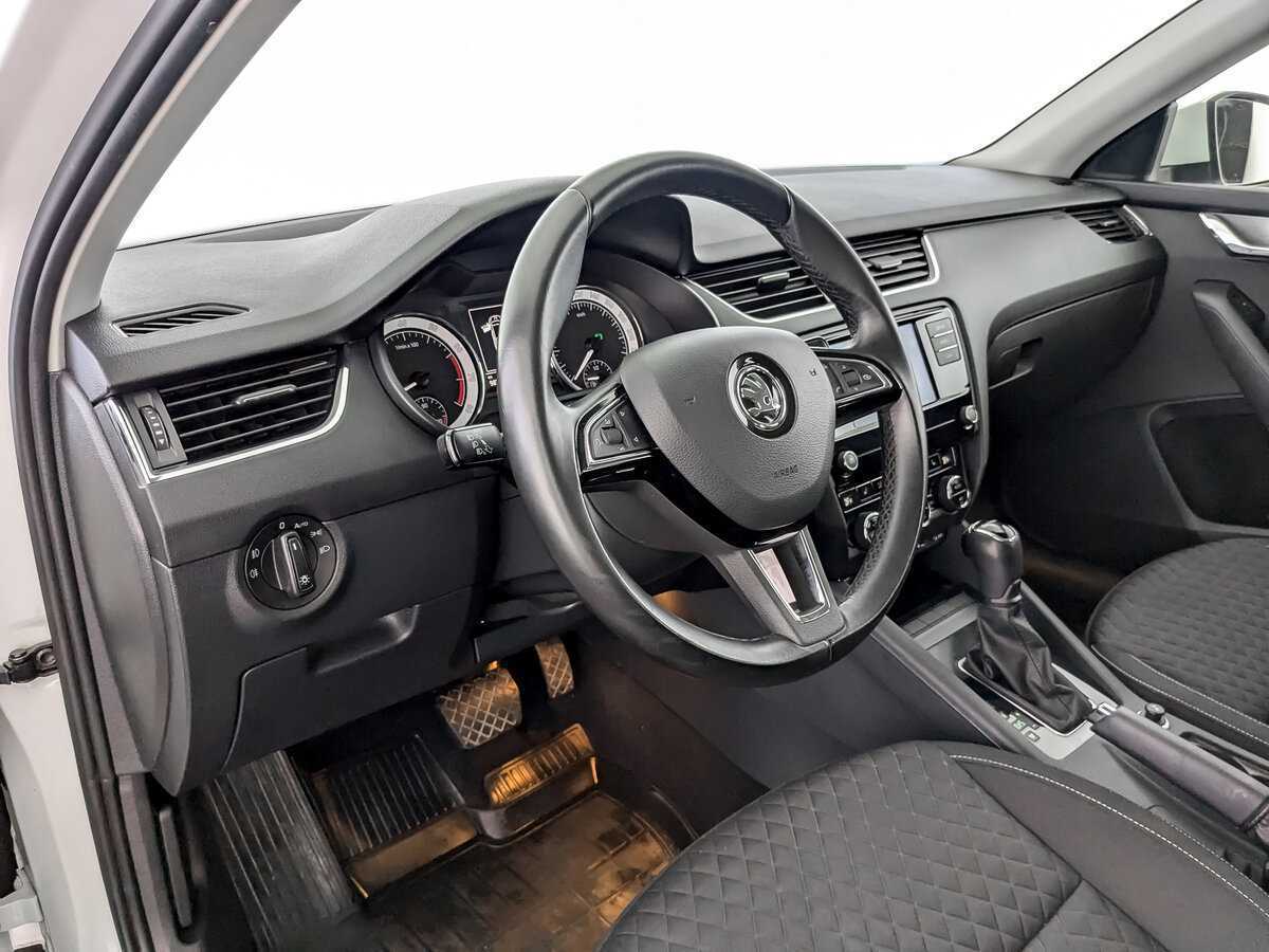 Skoda Octavia с пробегом — 2017 год. Фото: #13