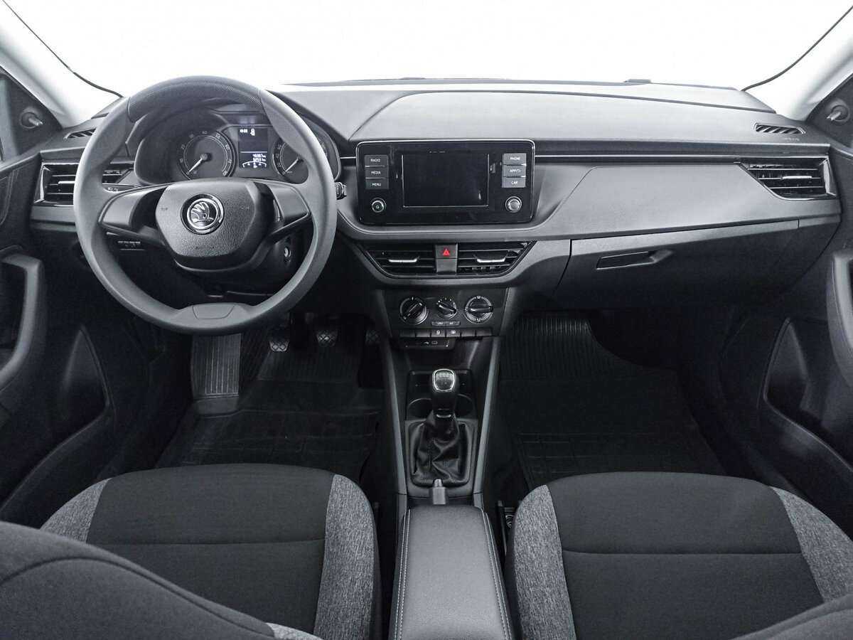 Skoda Rapid с пробегом — 2020 год. Фото: #11