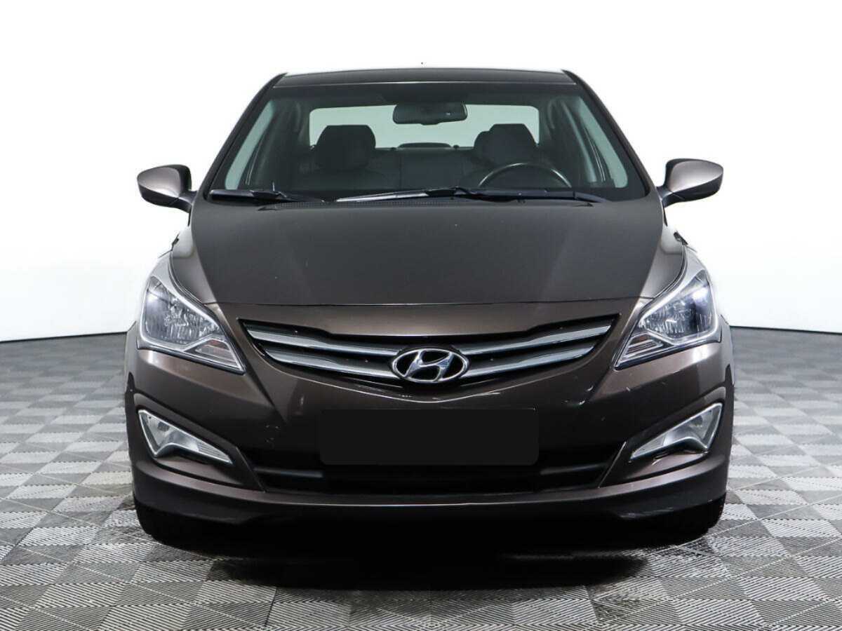 Hyundai Solaris с пробегом — 2016 год. Фото: #1