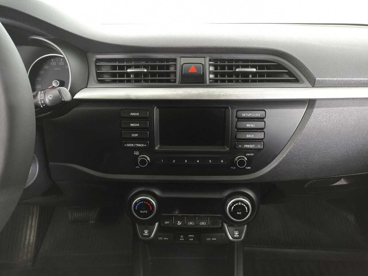 Kia Rio с пробегом — 2019 год. Фото: #12