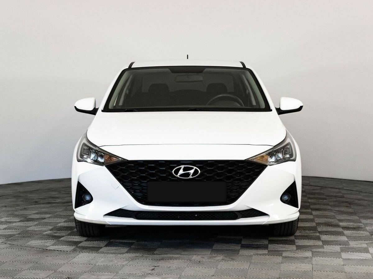 Hyundai Solaris с пробегом — 2021 год. Фото: #1