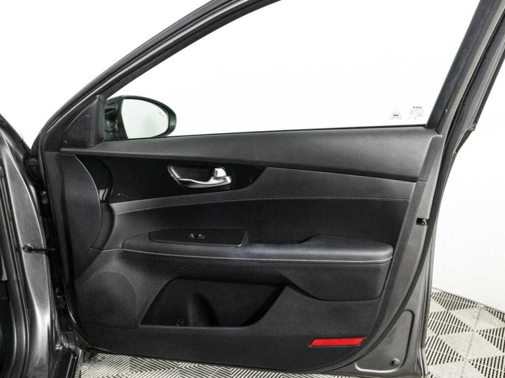 Kia Cerato с пробегом — 2022 год. Фото: #25