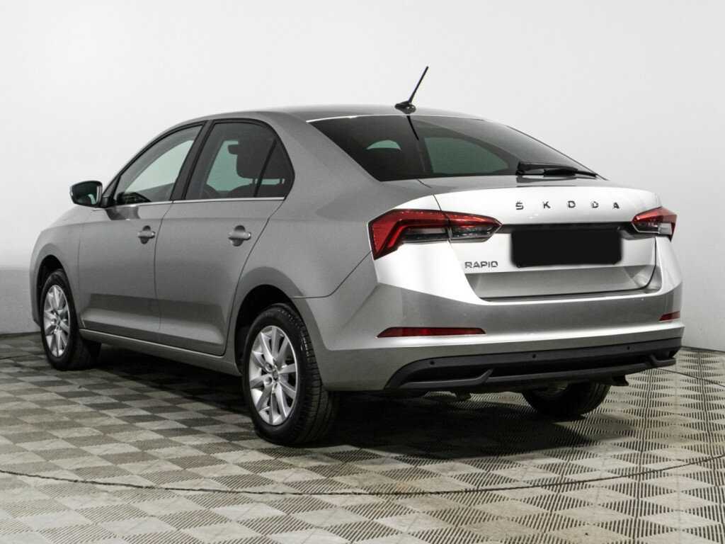 Skoda Rapid с пробегом — 2021 год. Фото: #6