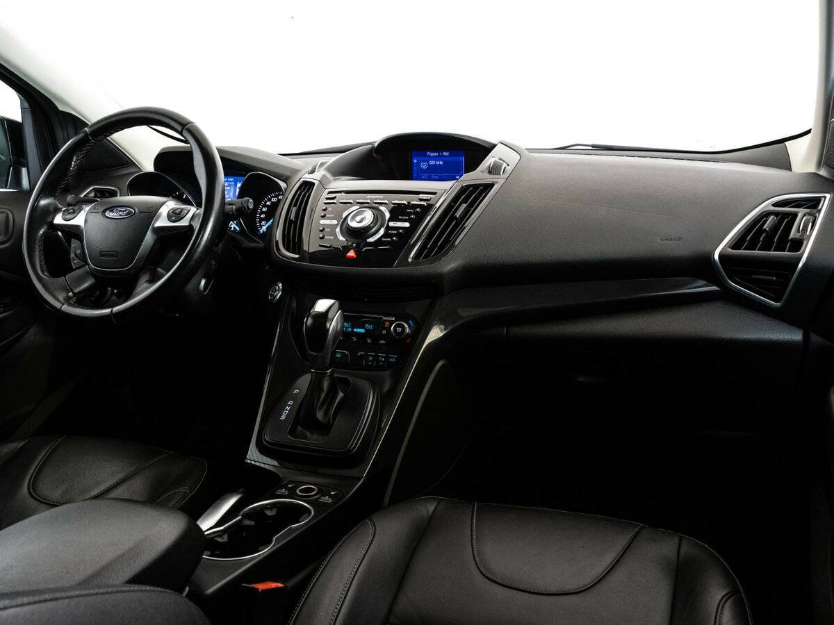 Ford Kuga с пробегом — 2013 год. Фото: #6