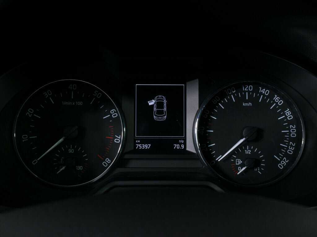 Skoda Octavia с пробегом — 2014 год. Фото: #9