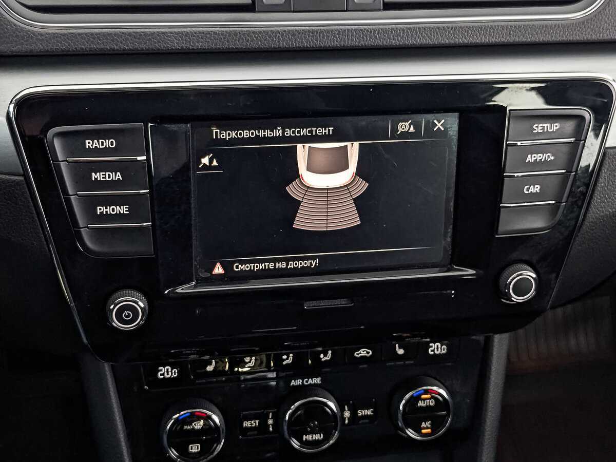 Skoda Superb с пробегом — 2017 год. Фото: #25