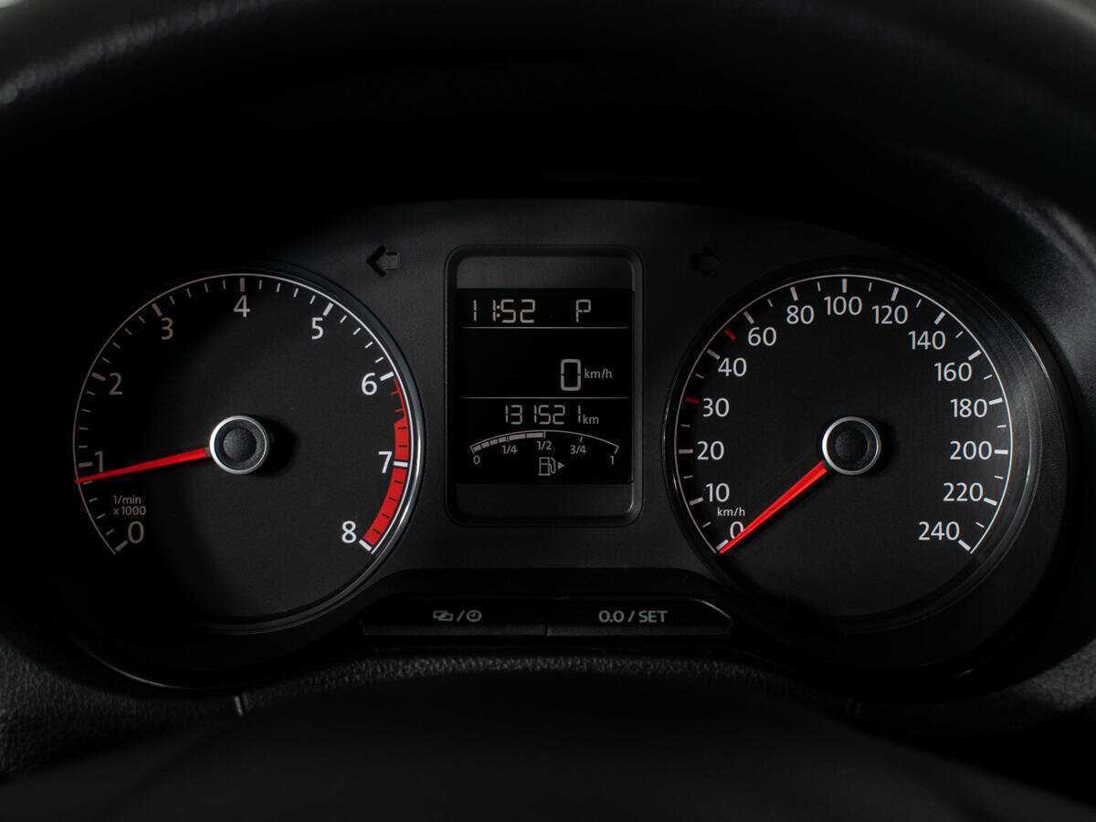 Volkswagen Polo с пробегом — 2018 год. Фото: #9