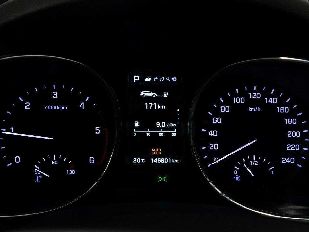 Hyundai Santa Fe с пробегом — 2016 год. Фото: #11