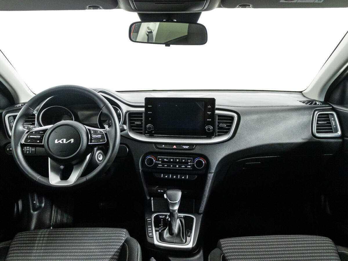 Kia Ceed с пробегом — 2022 год. Фото: #12