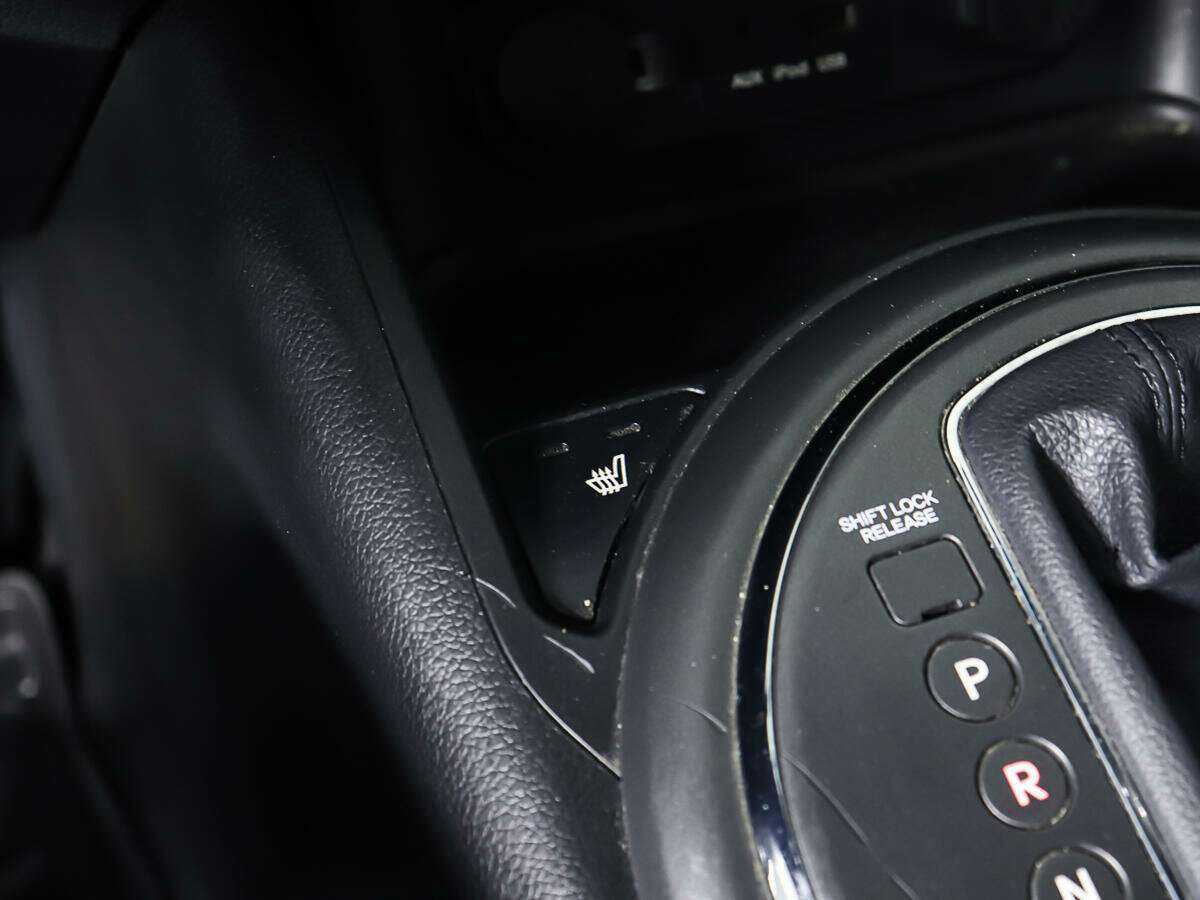 Kia Sportage с пробегом — 2013 год. Фото: #16