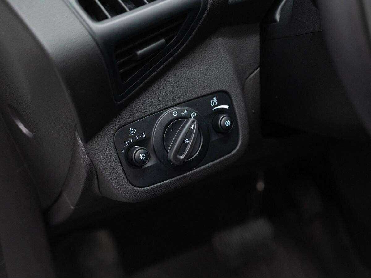 Ford Kuga с пробегом — 2017 год. Фото: #16