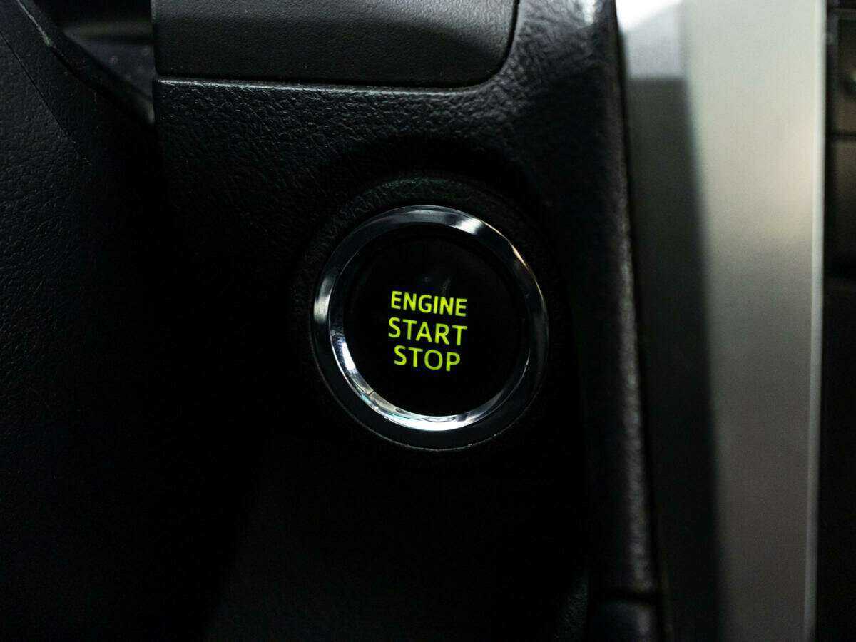 Toyota Camry с пробегом — 2012 год. Фото: #16