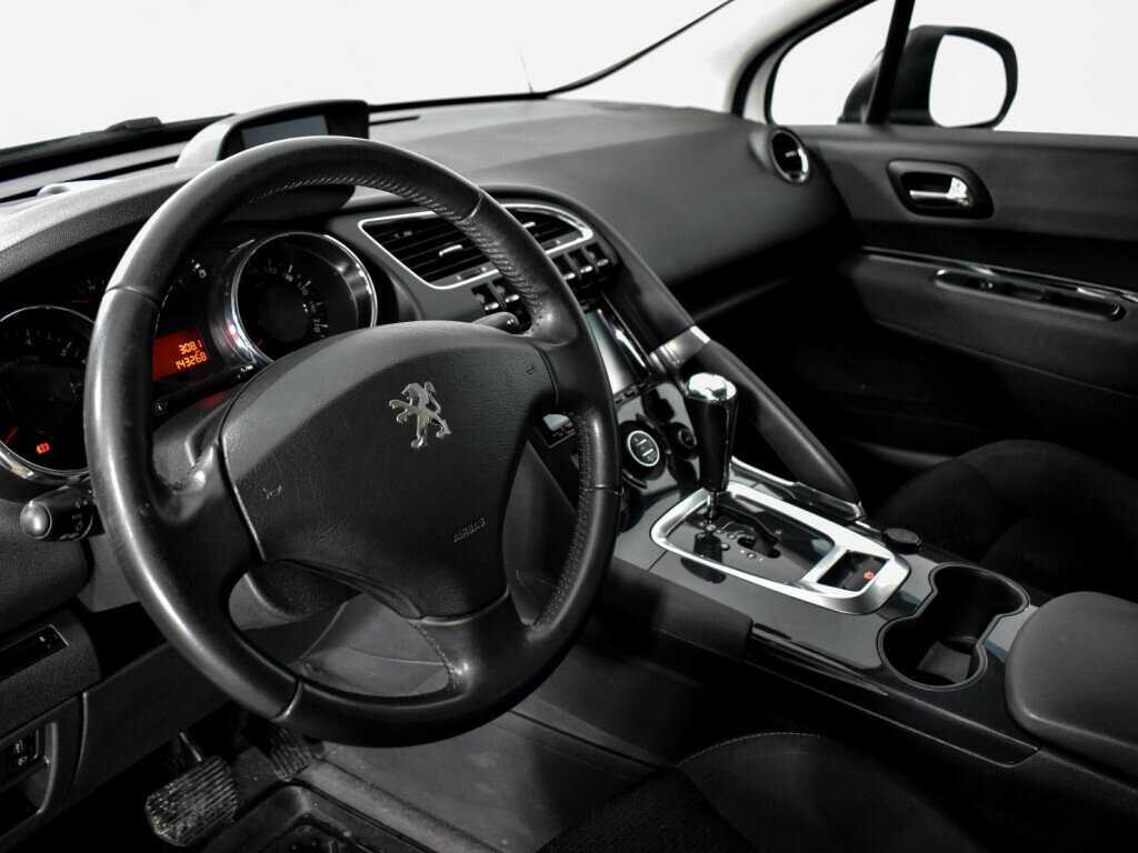 Peugeot 3008 с пробегом — 2014 год. Фото: #8