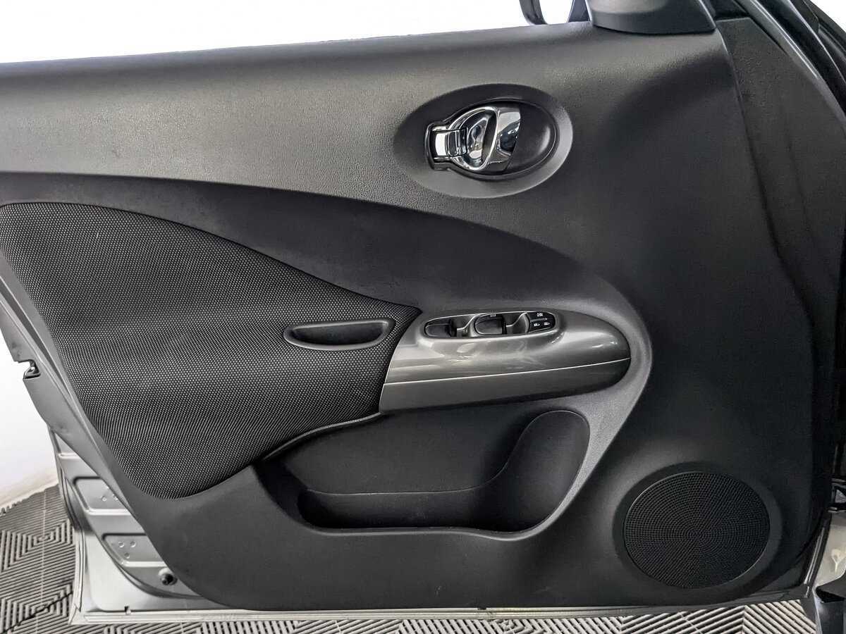 Nissan Juke с пробегом — 2012 год. Фото: #16
