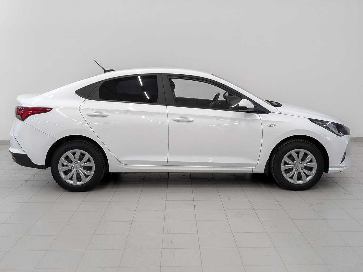 Hyundai Solaris с пробегом — 2020 год. Фото: #3