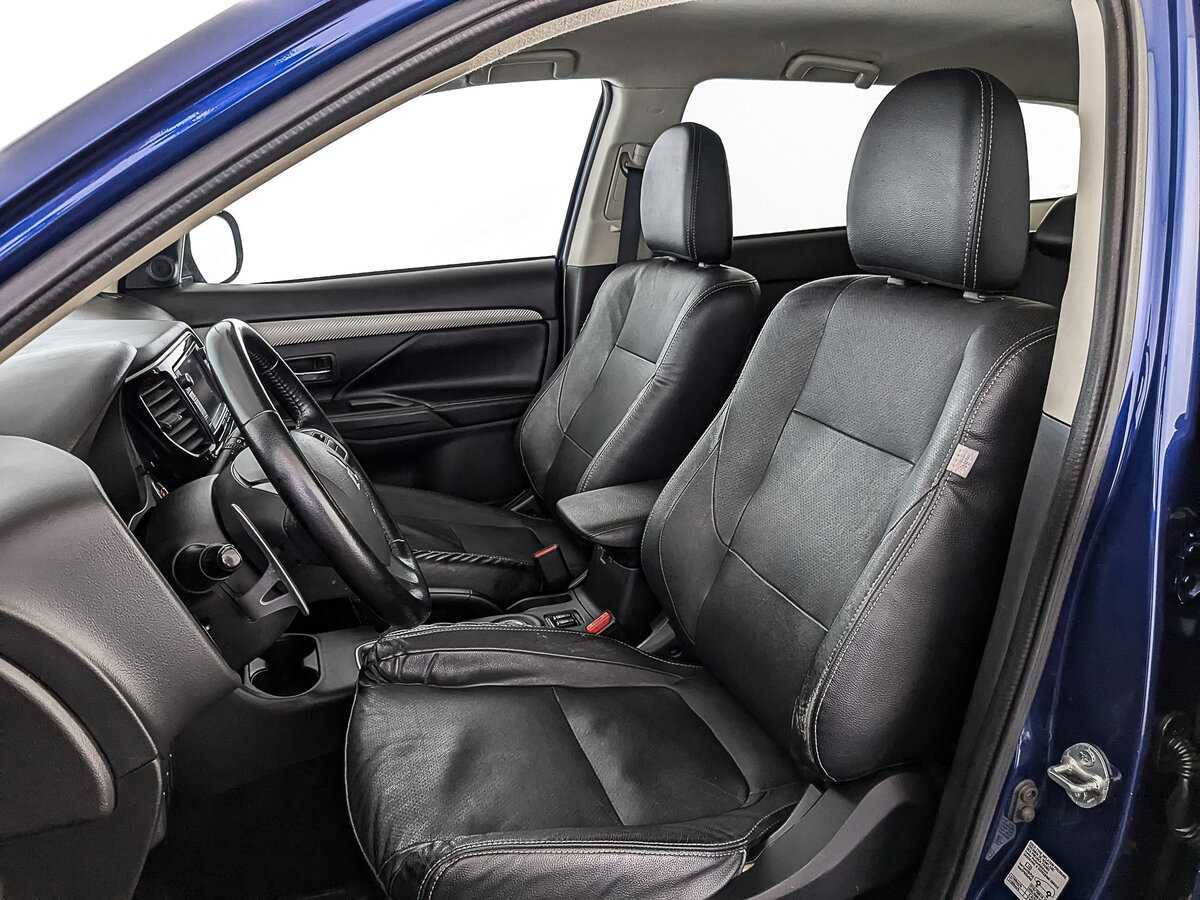 Mitsubishi Outlander с пробегом — 2014 год. Фото: #18