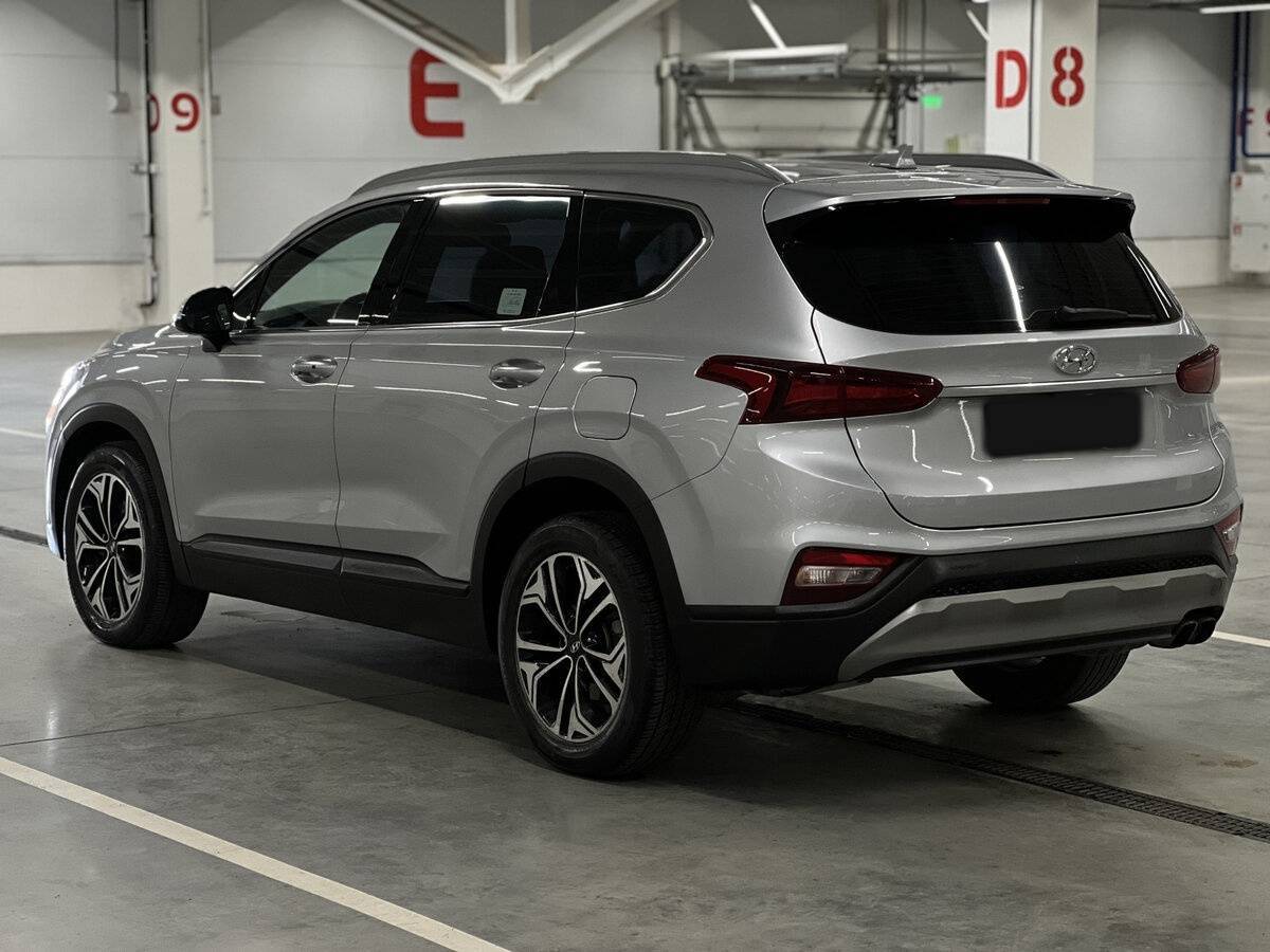 Hyundai Santa Fe с пробегом — 2019 год. Фото: #6