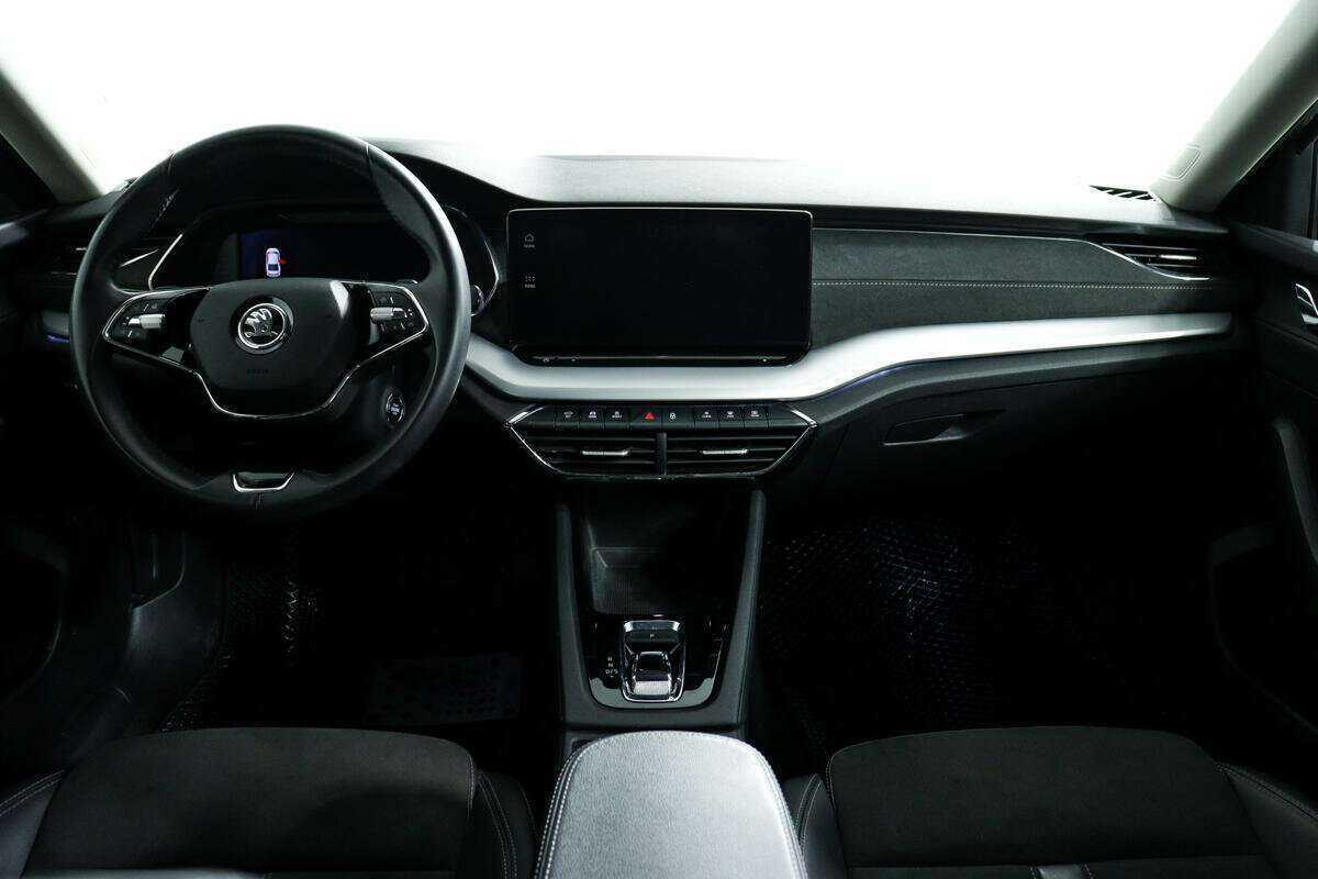 Skoda Octavia с пробегом — 2021 год. Фото: #9