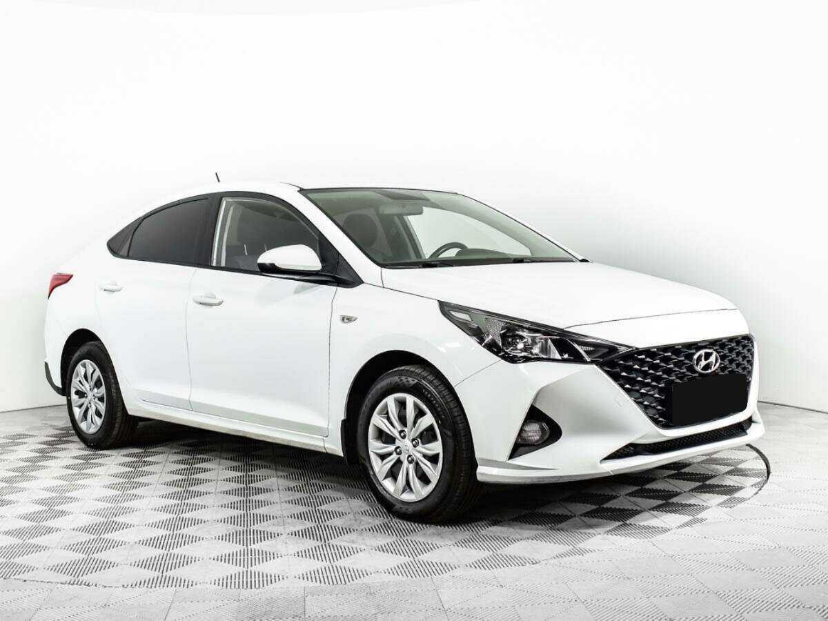 Hyundai Solaris с пробегом — 2020 год. Фото: #2
