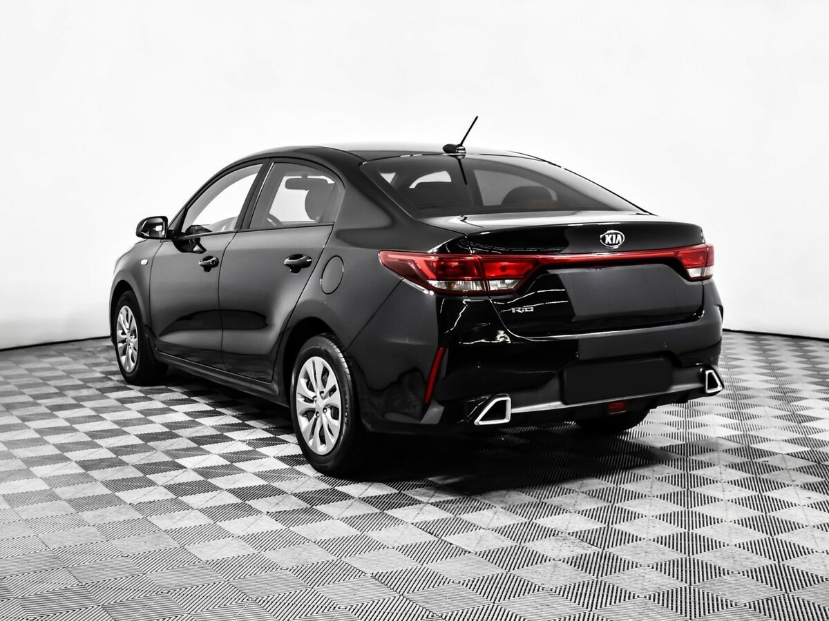 Kia Rio с пробегом — 2020 год. Фото: #5