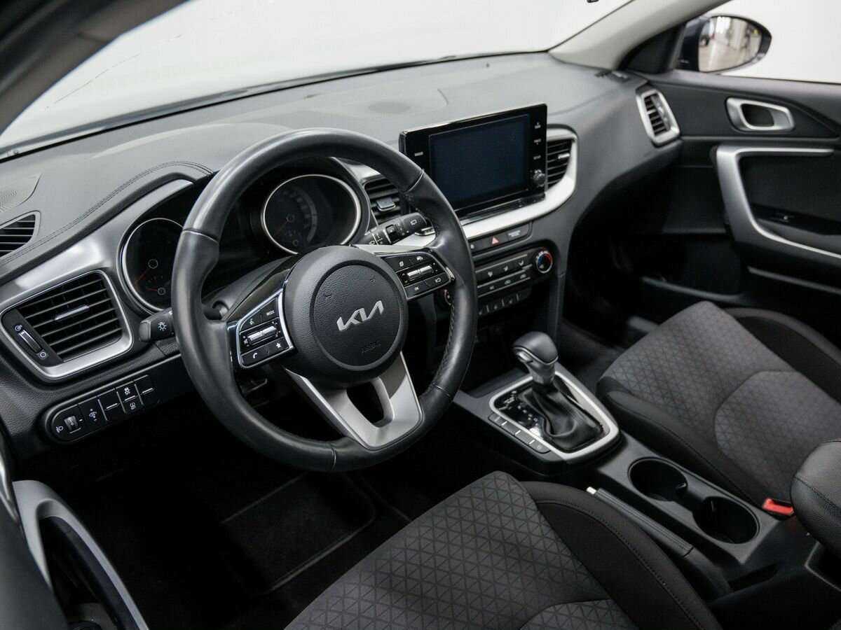 Kia Ceed с пробегом — 2022 год. Фото: #13