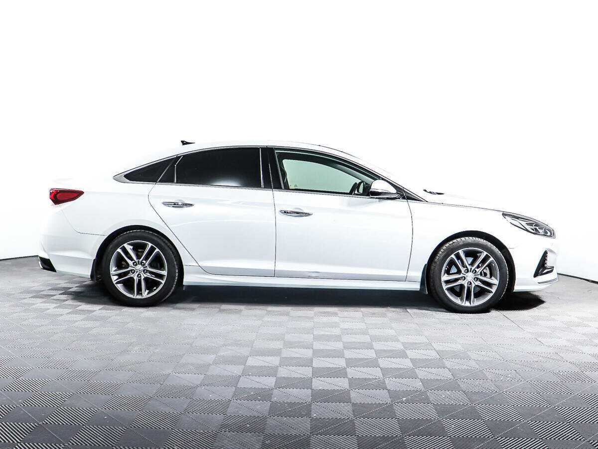 Hyundai Sonata с пробегом — 2018 год. Фото: #3