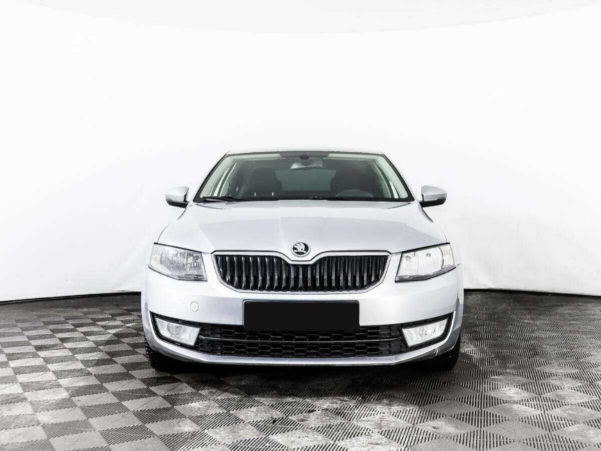 Skoda Octavia с пробегом — 2015 год. Фото: #1