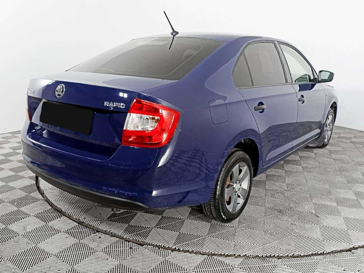 Skoda Rapid с пробегом — 2016 год. Фото: #4