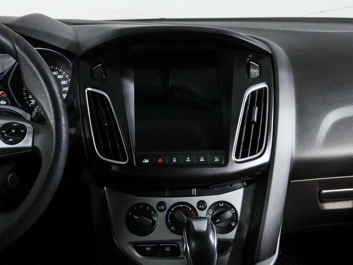 Ford Focus с пробегом — 2014 год. Фото: #9